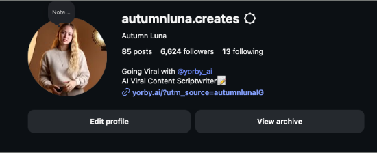 @autumnluna.creates Instagram profile
